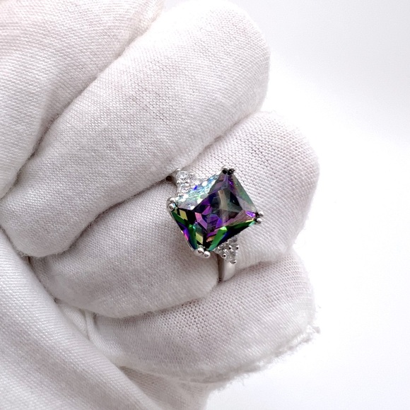 .925 Sterling Silver Rainbow Cz Ring - Picture 15 of 16